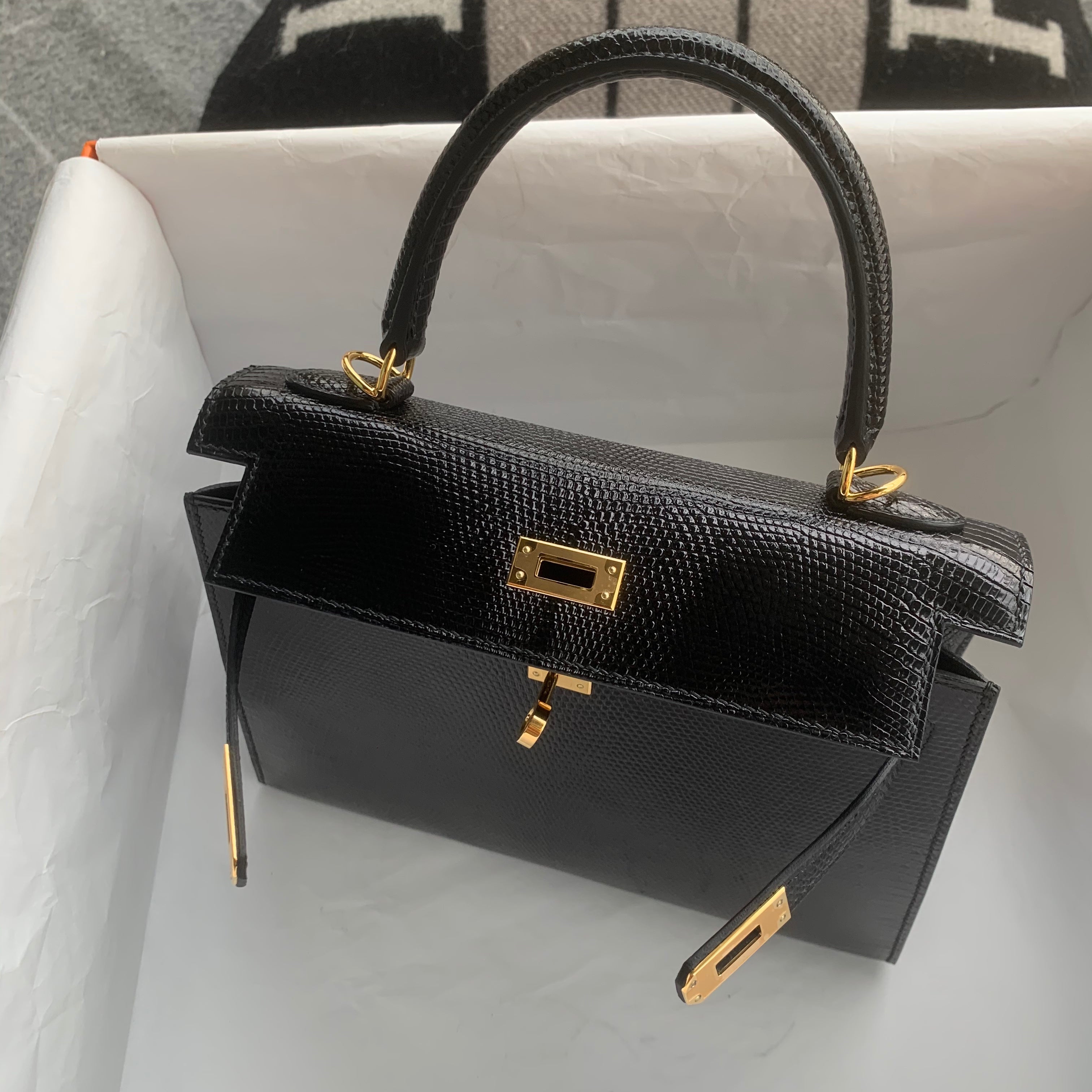 KELLY 25 LIZARD LEATHER NOIR (BLACK) WITH GOLD HARDWARE (GHW)