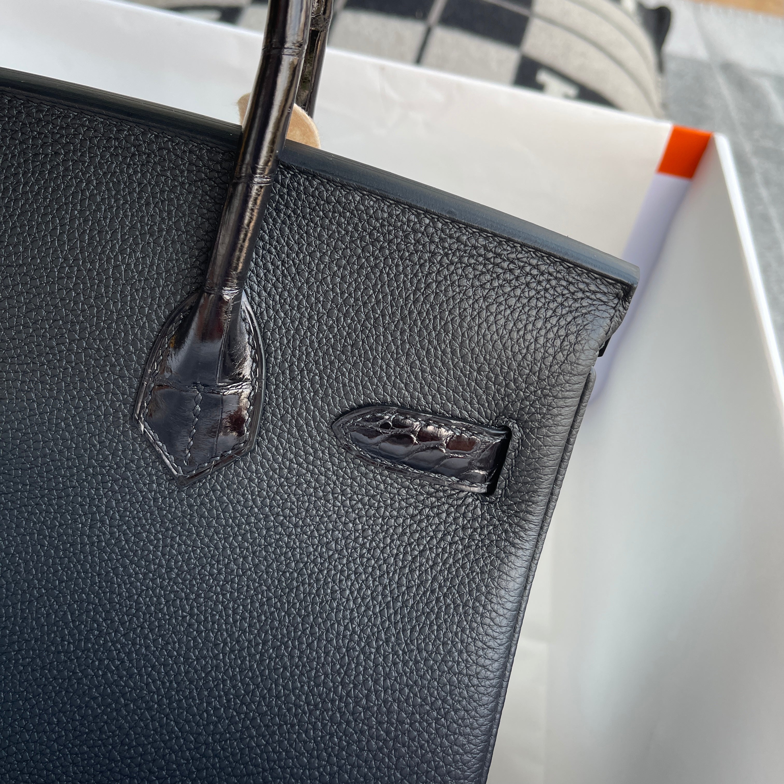 BIRKIN 30 TOUCH SHINY (LISSE) NILOTICUS CROCODILE LEATHER & TOGO LEATHER NOIR (BLACK) WITH GOLD HARDWARE (GHW)