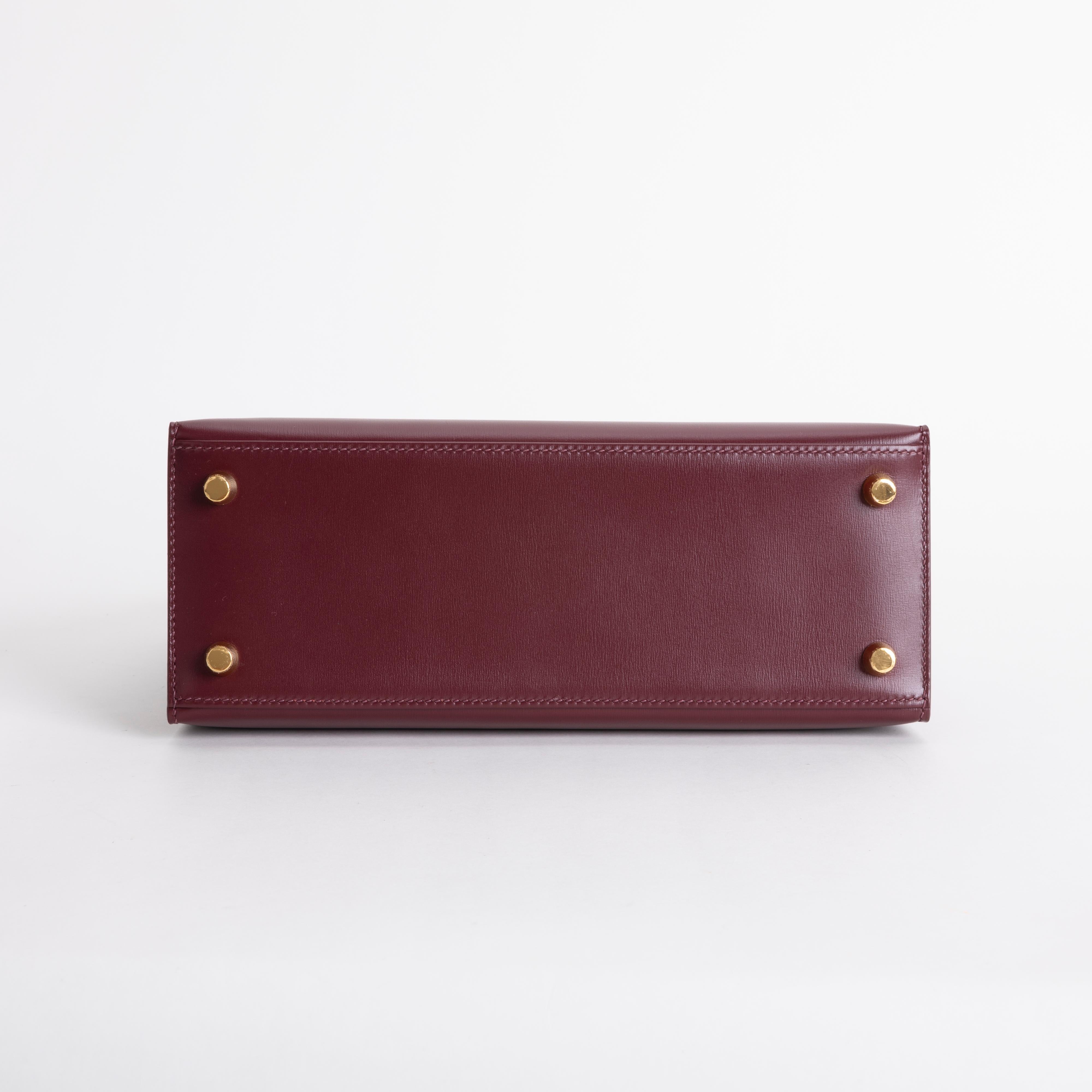 KELLY 25 BOX CALF LEATHER BORDEAUX WITH GOLD HARDWARE (GHW)