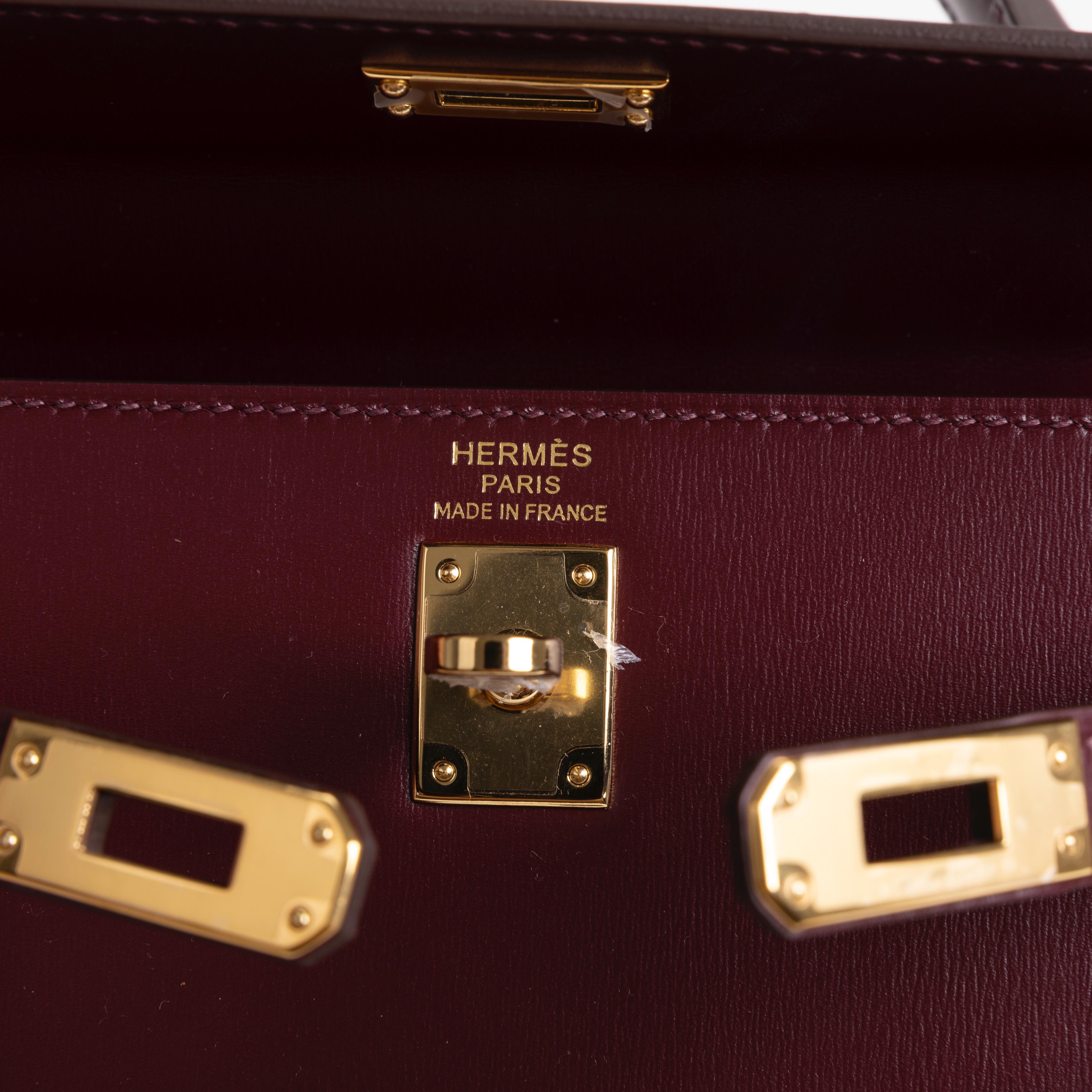 KELLY 25 BOX CALF LEATHER BORDEAUX WITH GOLD HARDWARE (GHW)