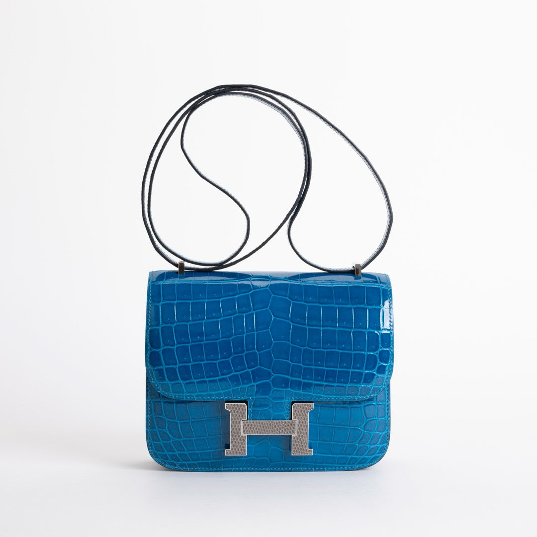 CONSTANCE 18 (MINI) SHINY (LISSE) NILOTICUS CROCODILE LEATHER BLEU IZMIR WITH PALLADIUM HARDWARE (PHW) LIZARD BUCKLE