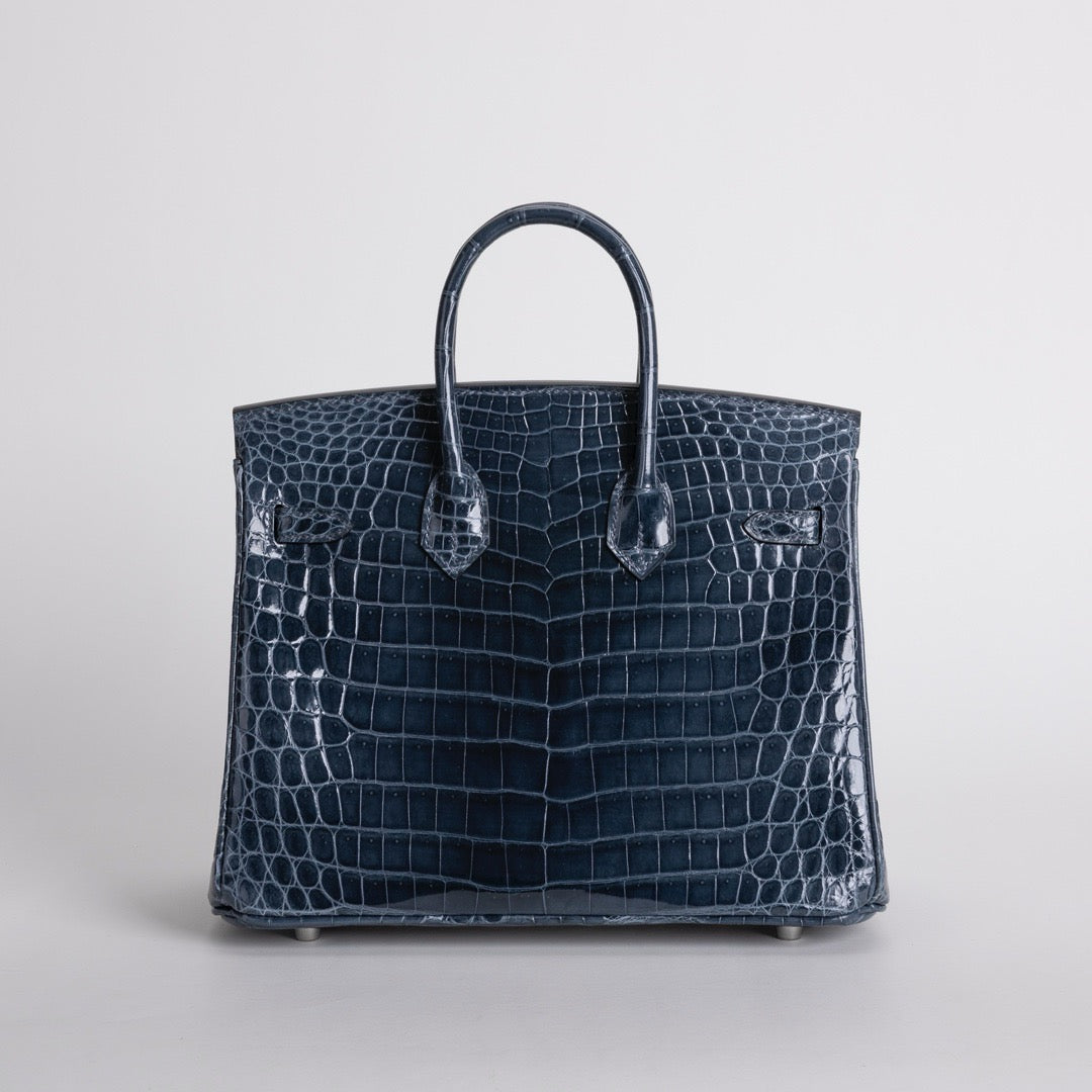 BIRKIN 25 SHINY NILOTICUS CROCODILE LEATHER BLEU TEMPETE WITH PALLADIUM HARDWARE (PHW)