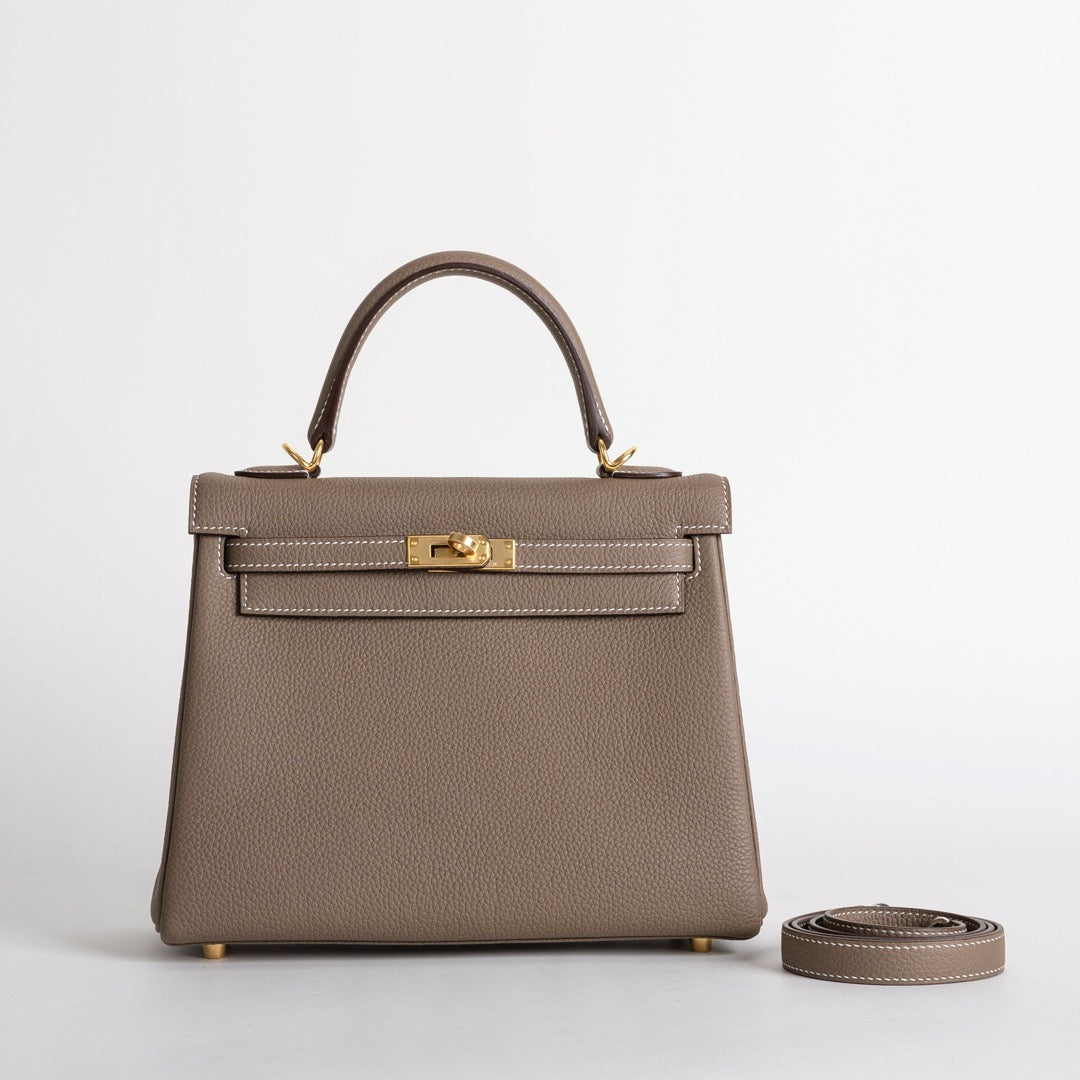 KELLY 25 TOGO LEATHER ETOUPE WITH GOLD HARDWARE (GHW)
