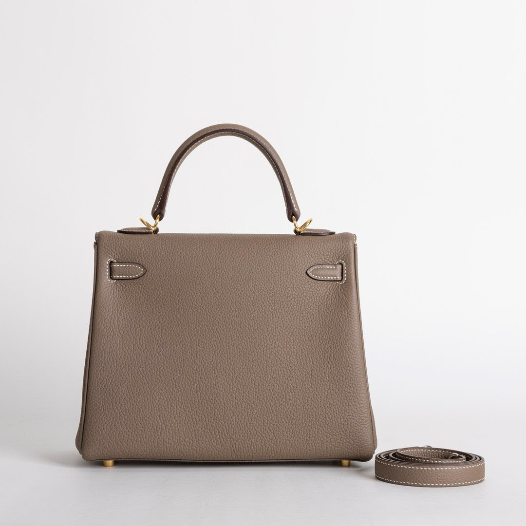 KELLY 25 TOGO LEATHER ETOUPE WITH GOLD HARDWARE (GHW)