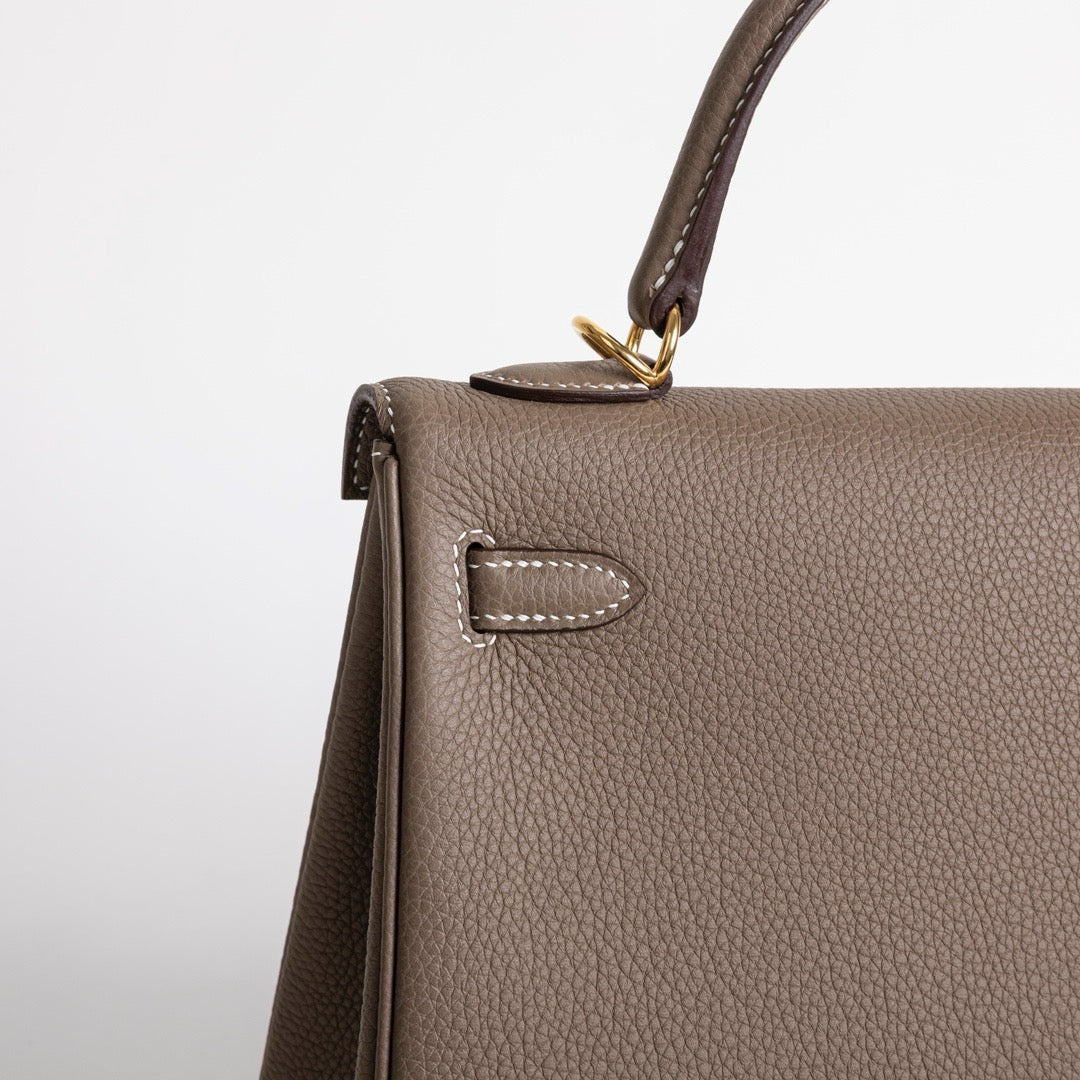 KELLY 25 TOGO LEATHER ETOUPE WITH GOLD HARDWARE (GHW)