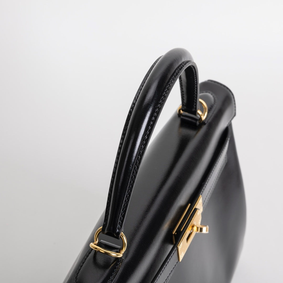 KELLY 32 BLACK BOX CALF LEATHER WITH GOLD HARDWARE (GHW)