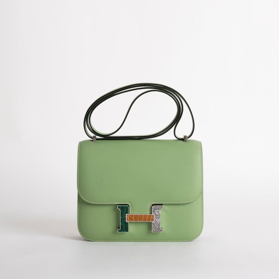 CONSTANCE 18 (MINI) EPSOM LEATHER VERT CRIQUET WITH MARQUETTE HARDWARE (MHW)