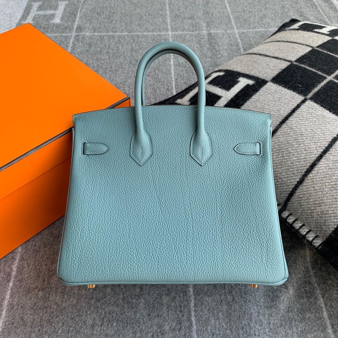 BIRKIN 25 TOGO LEATHER BLUE CIEL WITH GOLD HARDWARE (GHW)