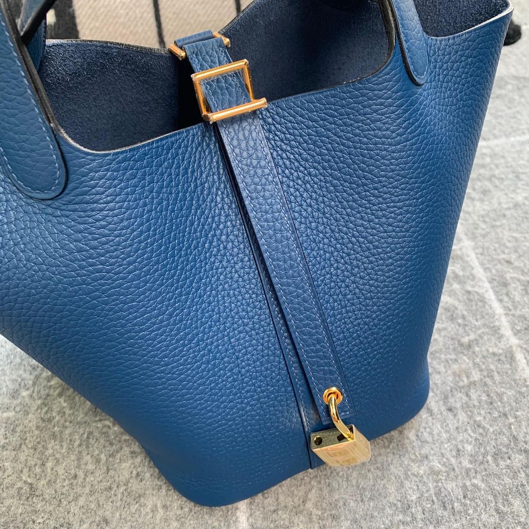 PICOTIN 18 LOCK CLEMENCE LEATHER DEEP BLUE WITH GOLD HARDWARE (GHW)