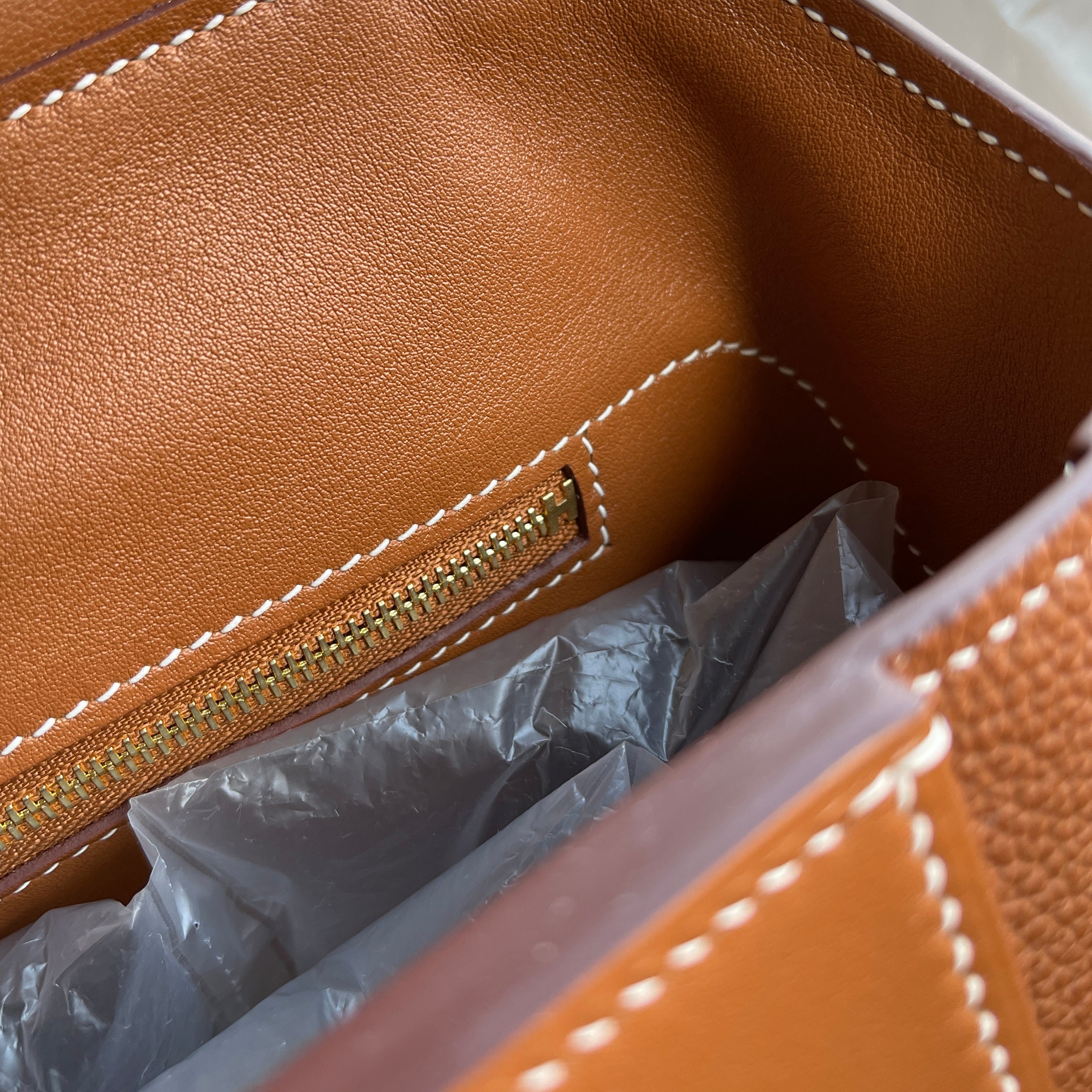 24/24 (29) TOGO & SWIFT LEATHER GOLD WITH GOLD HARDWARE (GHW)