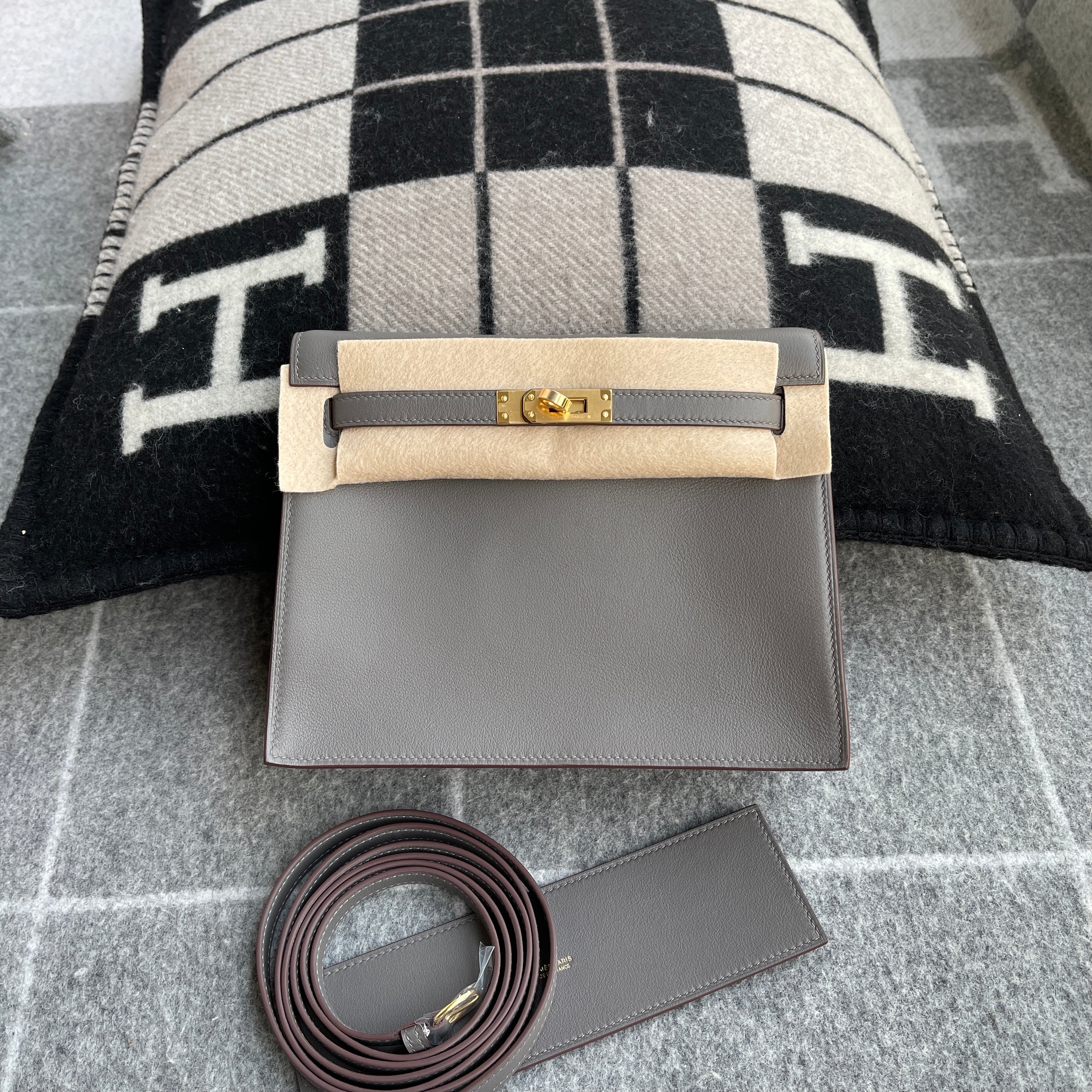 KELLY DANSE SWIFT LEATHER ETAIN WITH GOLD HARDWARE (GHW)