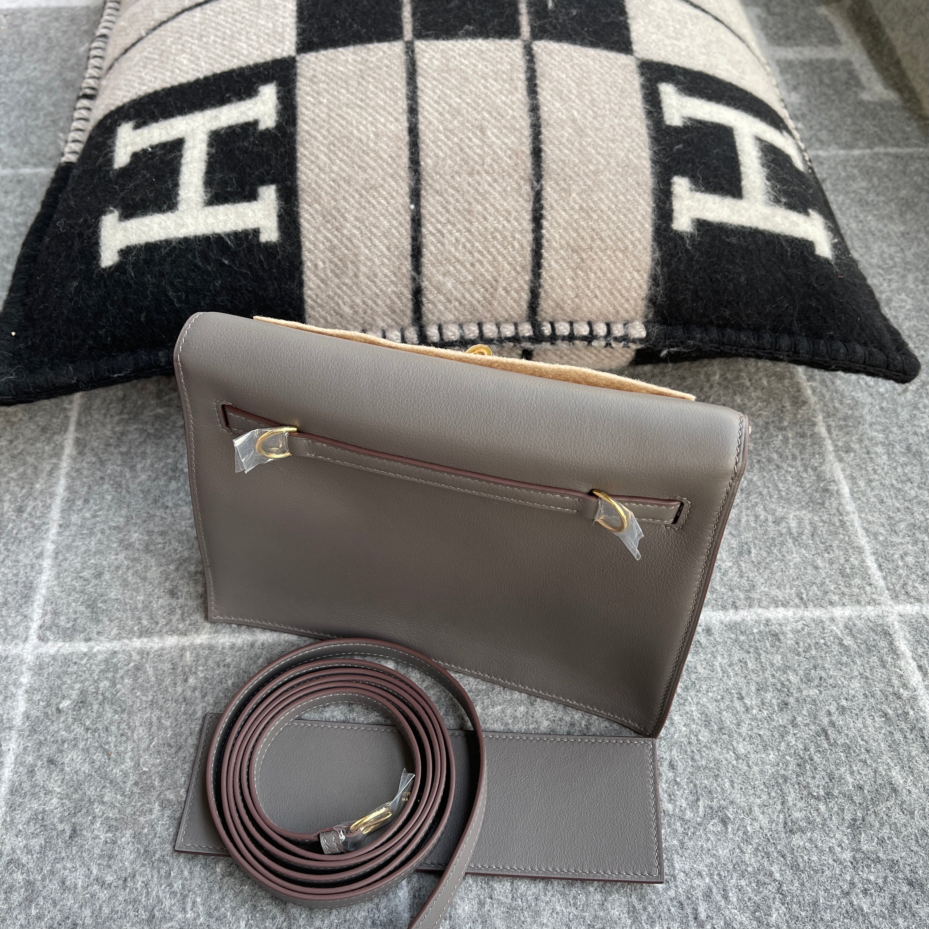 KELLY DANSE SWIFT LEATHER ETAIN WITH GOLD HARDWARE (GHW)