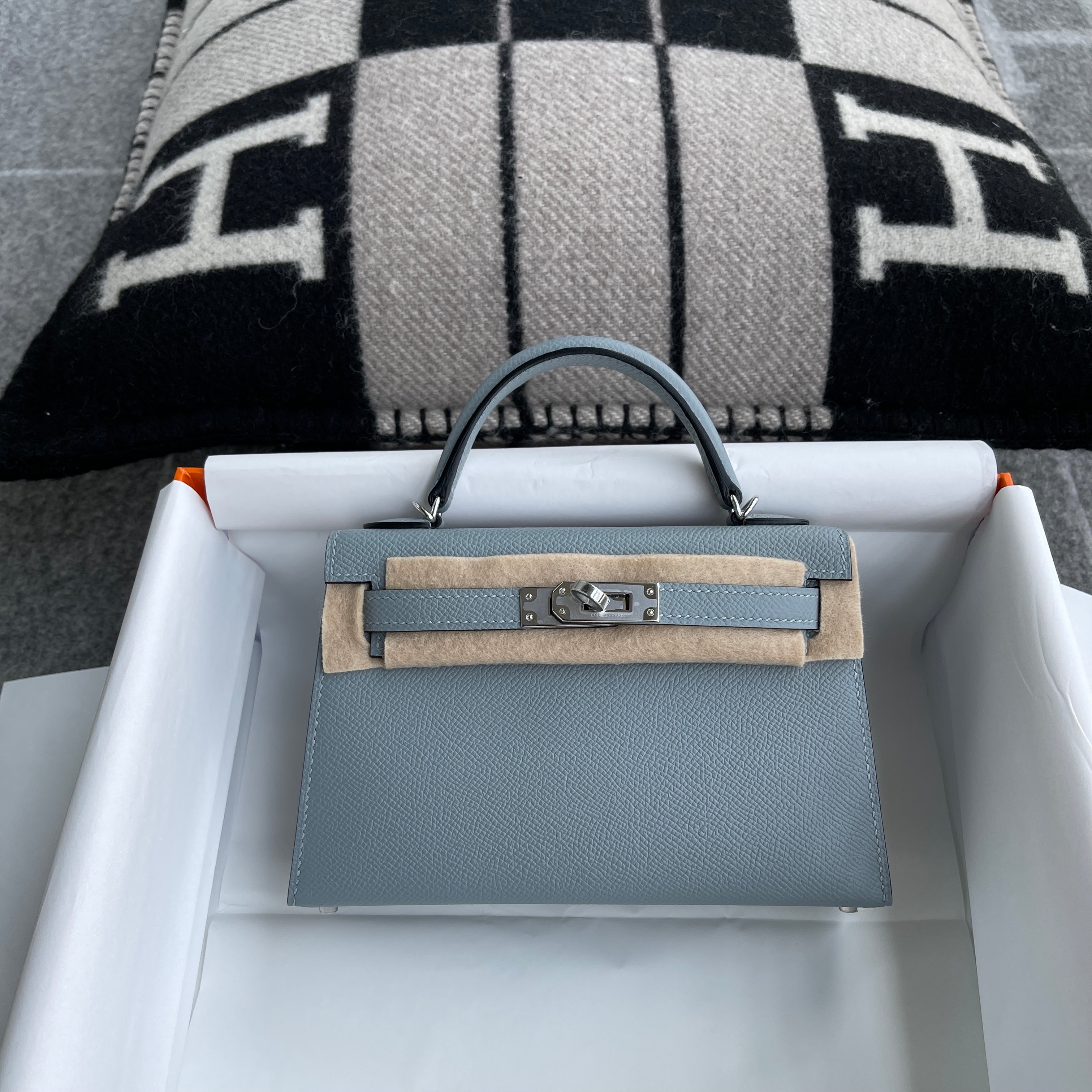 MINI KELLY II (20) EPSOM LEATHER CIEL WITH PALLADIUM HARDWARE (PHW)