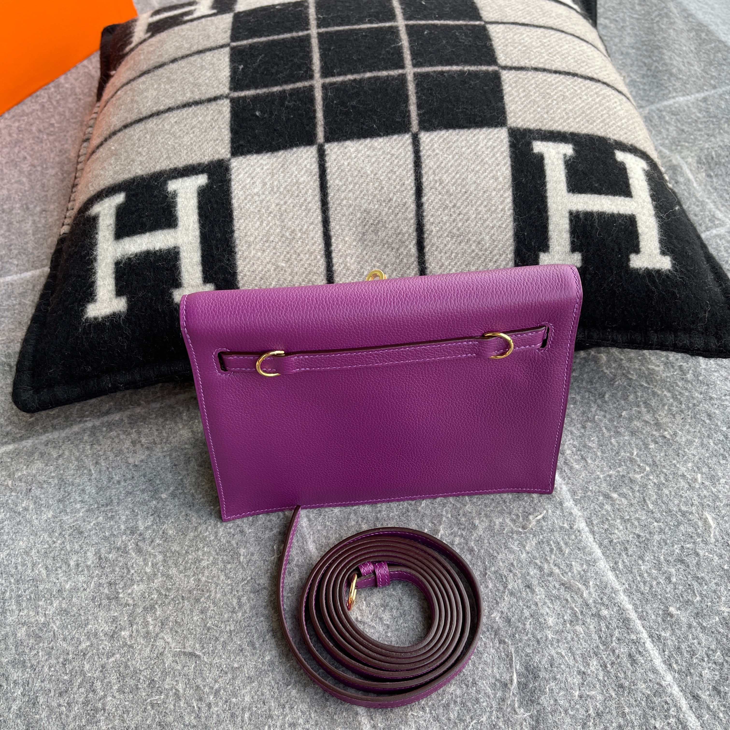 KELLY DANSE EVERCOLOR LEATHER ANEMONE WITH GOLD HARDWARE (GHW)