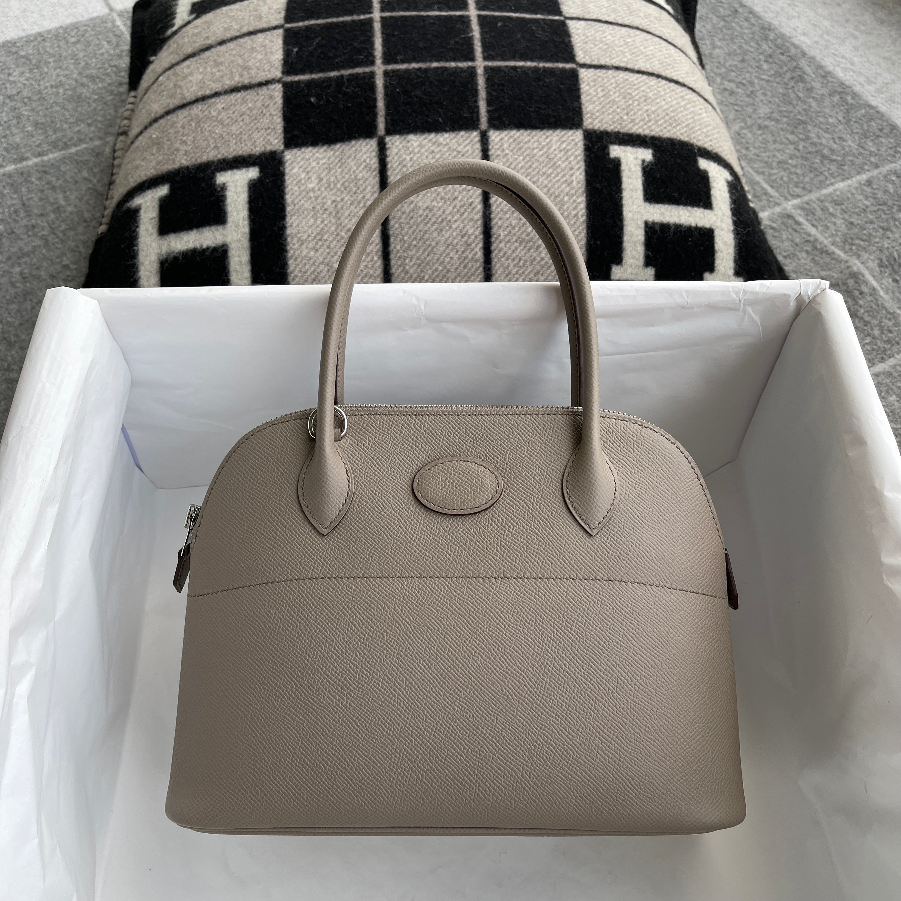 BOLIDE 27 EPSOM LEATHER GRIS ASPHALT WITH PALLADIUM HARDWARE (PHW)