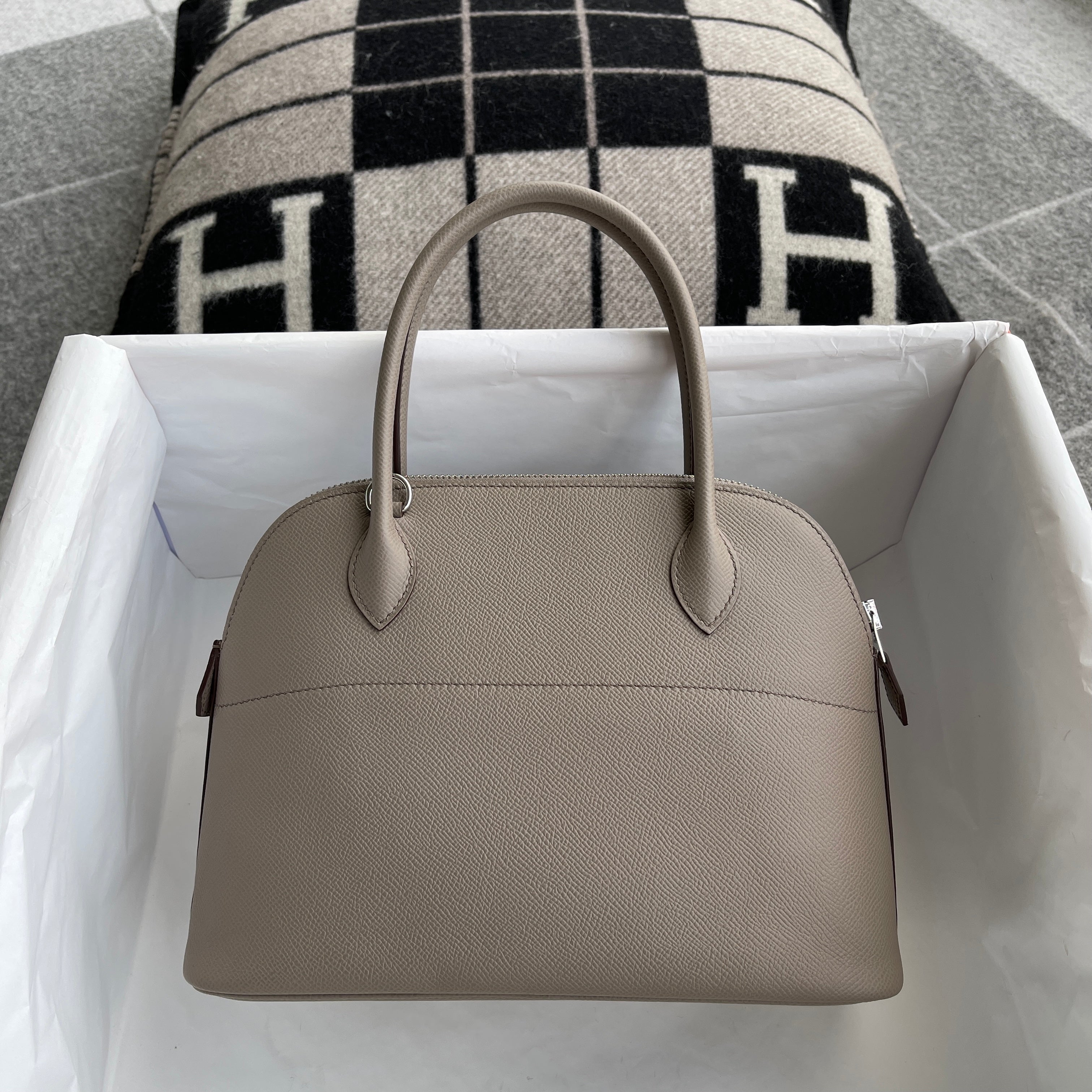 BOLIDE 27 EPSOM LEATHER GRIS ASPHALT WITH PALLADIUM HARDWARE (PHW)