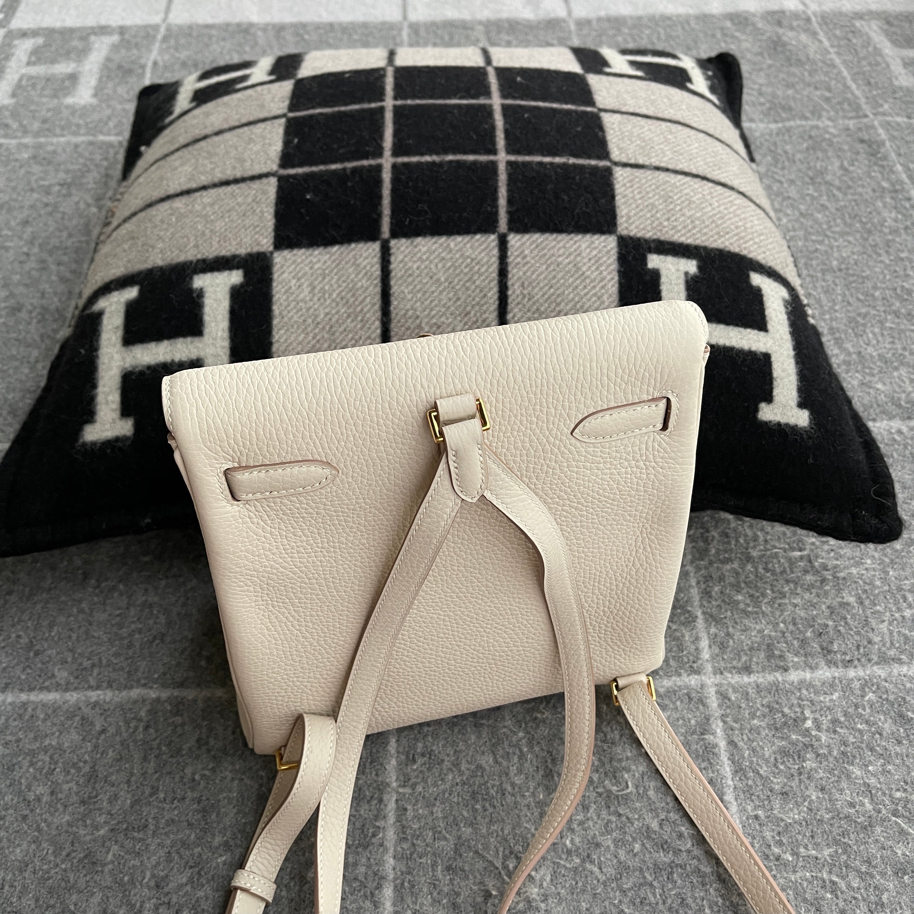KELLY ADO CLEMENECE LEATHER CRAIE WITH GOLD HARDWARE (GHW)