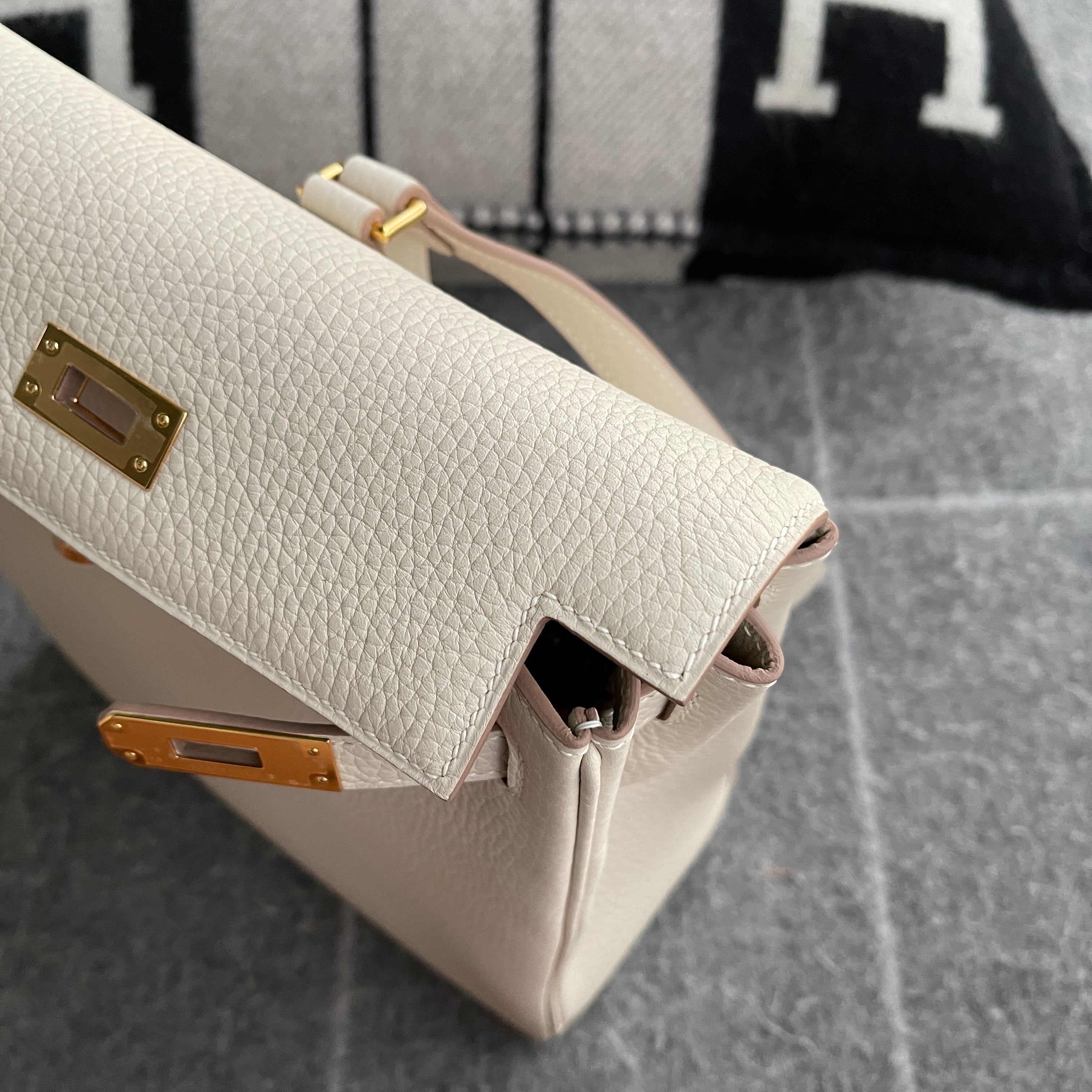 KELLY ADO CLEMENECE LEATHER CRAIE WITH GOLD HARDWARE (GHW)