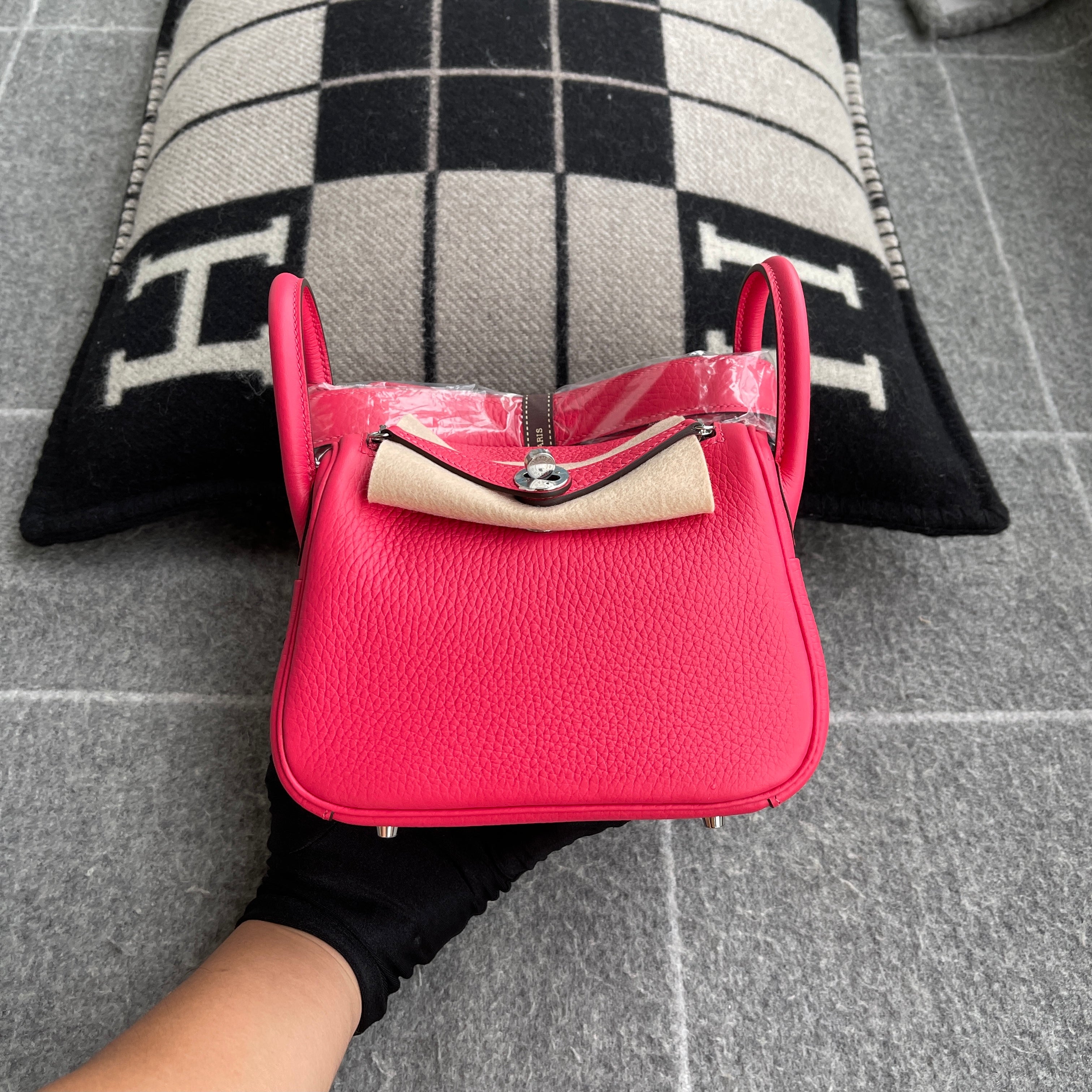 MINI LINDY 20 CLEMENCE LEATHER ROSE EXTREME WITH PALLADIUM HARDWARE (PHW)