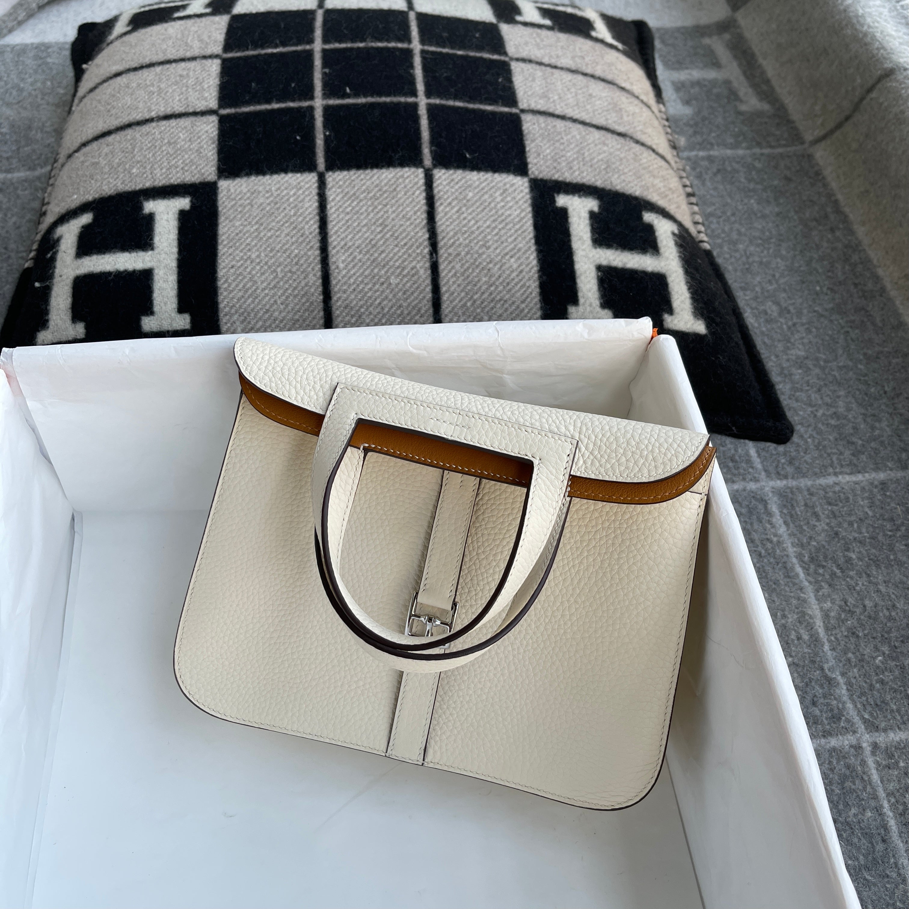 HALZAN 25 CLEMENCE LEATHER NATA & BISCUIT WITH PALLADIUM HARDWARE (PHW)