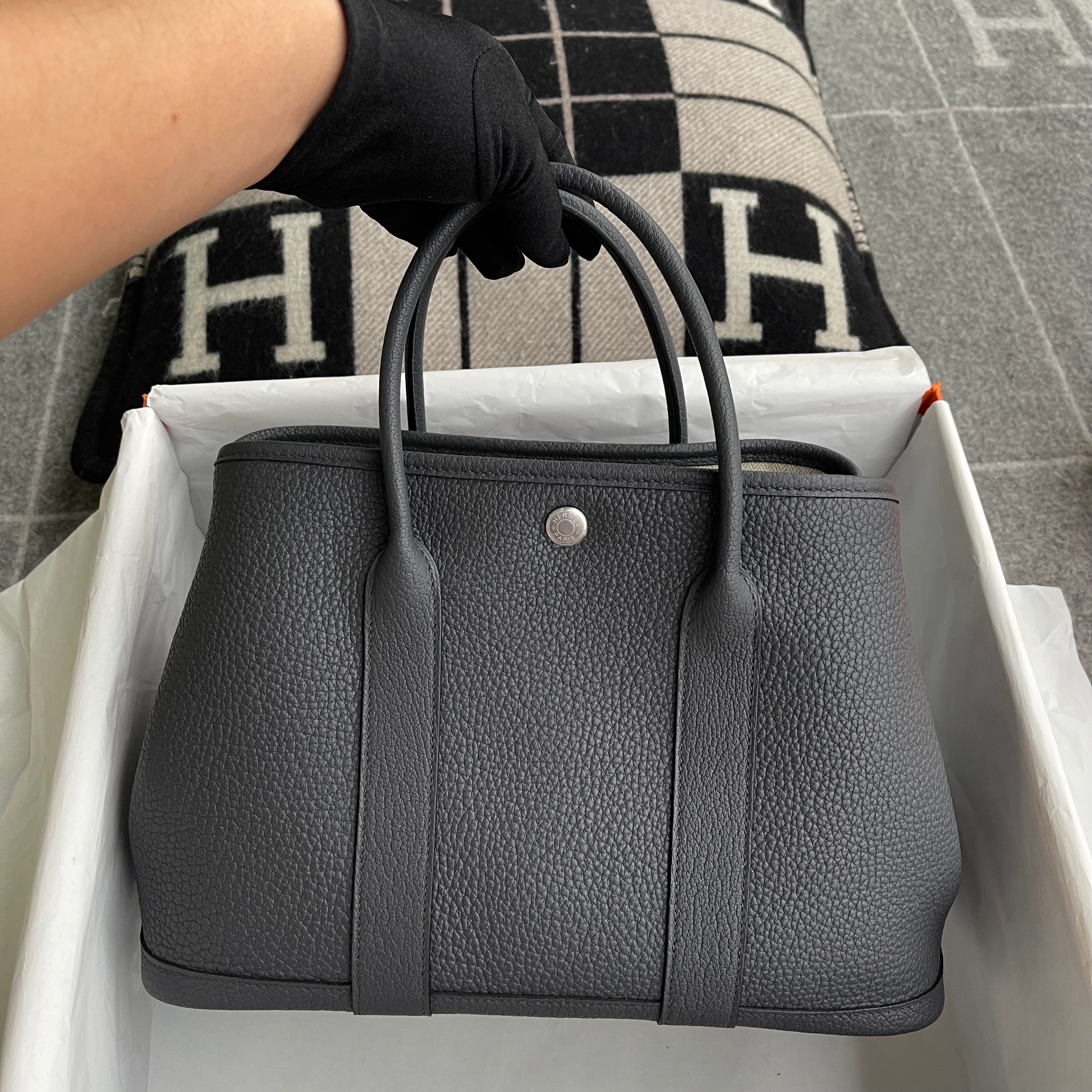 GARDEN PARTY 30 NEGONDA LEATHER ETAIN WITH PALLADIUM HARDWARE (PHW)