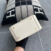 MINI LINDY 20 SWIFT LEATHER HORSESHOE STAMP (HSS) BI-COLOR NATA & GRIS WITH GOLD HARDWARE (GHW)