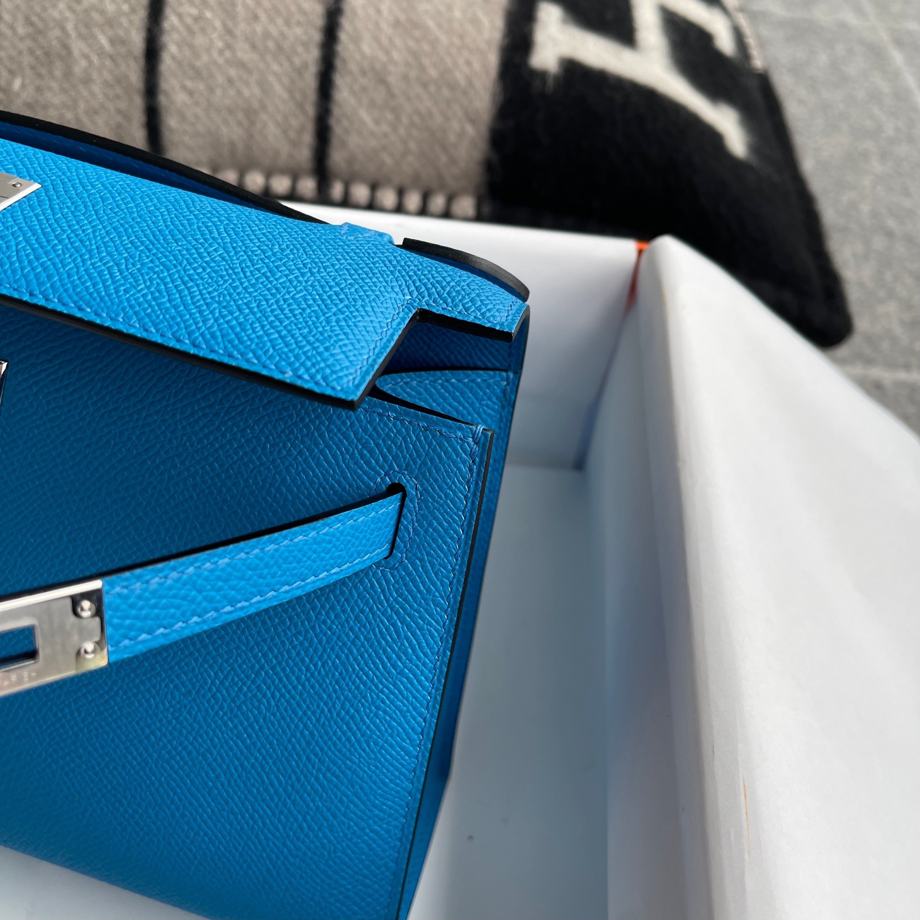 KELLY POCHETTE EPSOM LEATHER BLEU HYDRA WITH PALLADIUM HARDWARE (PHW)