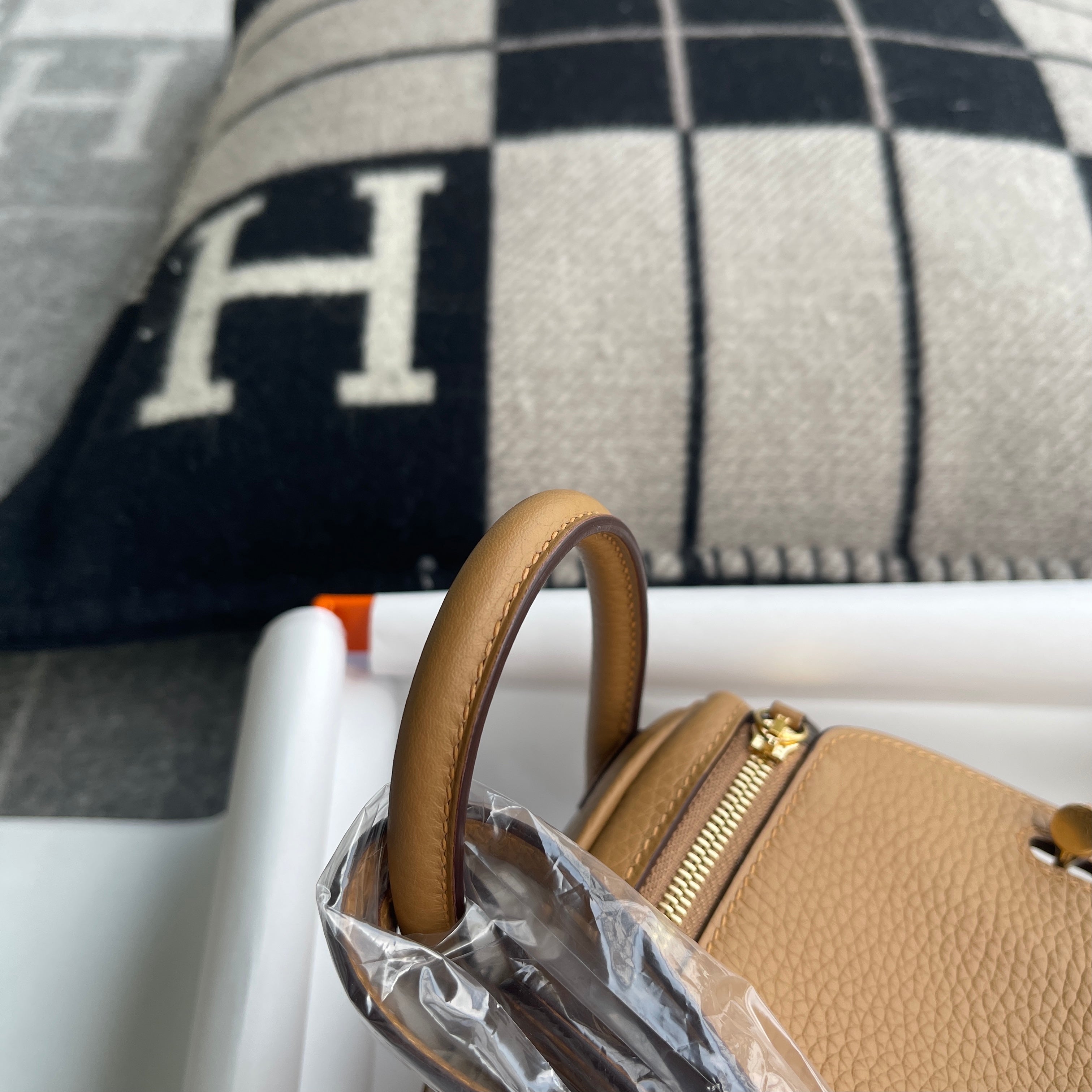 MINI LINDY 20 CLEMENCE LEATHER CHAI WITH GOLD HARDWARE (GHW)