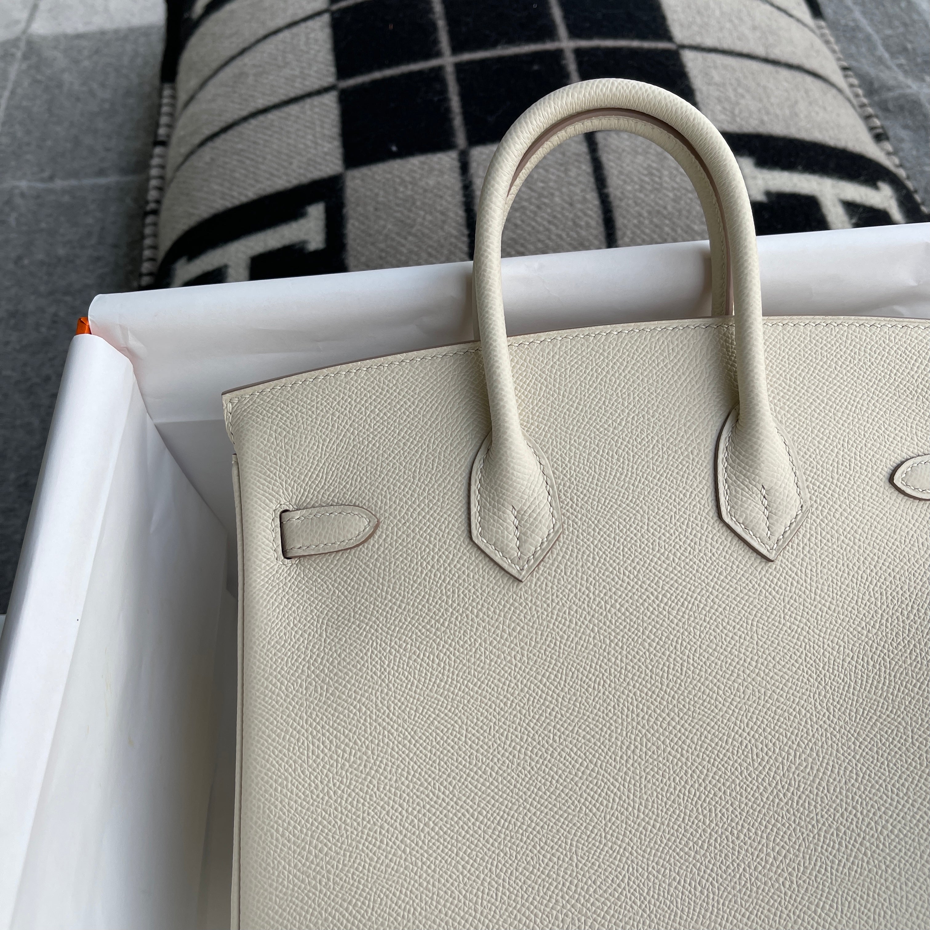 BIRKIN 25 EPSOM LEATHER CRAIE WITH GOLD HARDWARE (GHW)