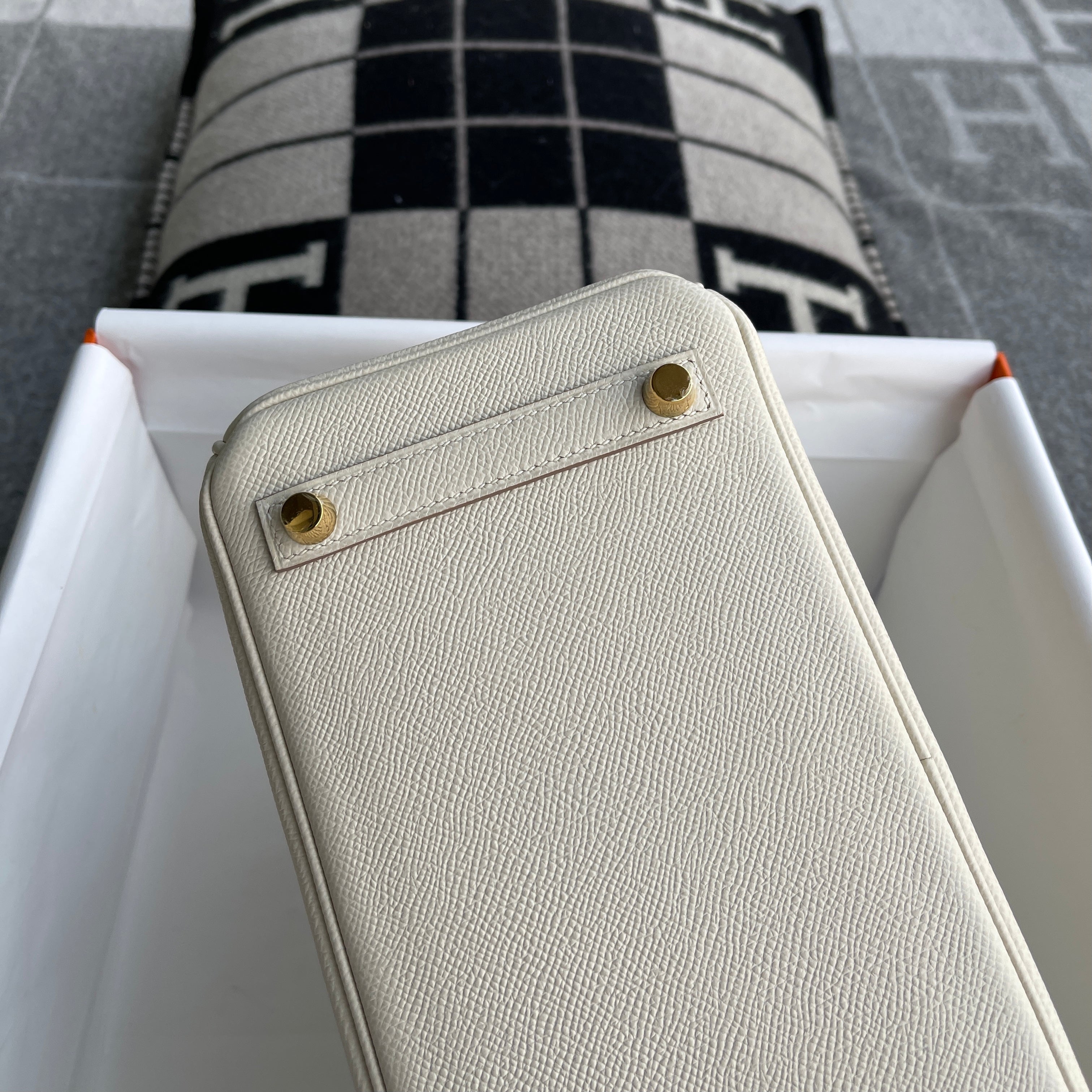 BIRKIN 25 EPSOM LEATHER CRAIE WITH GOLD HARDWARE (GHW)