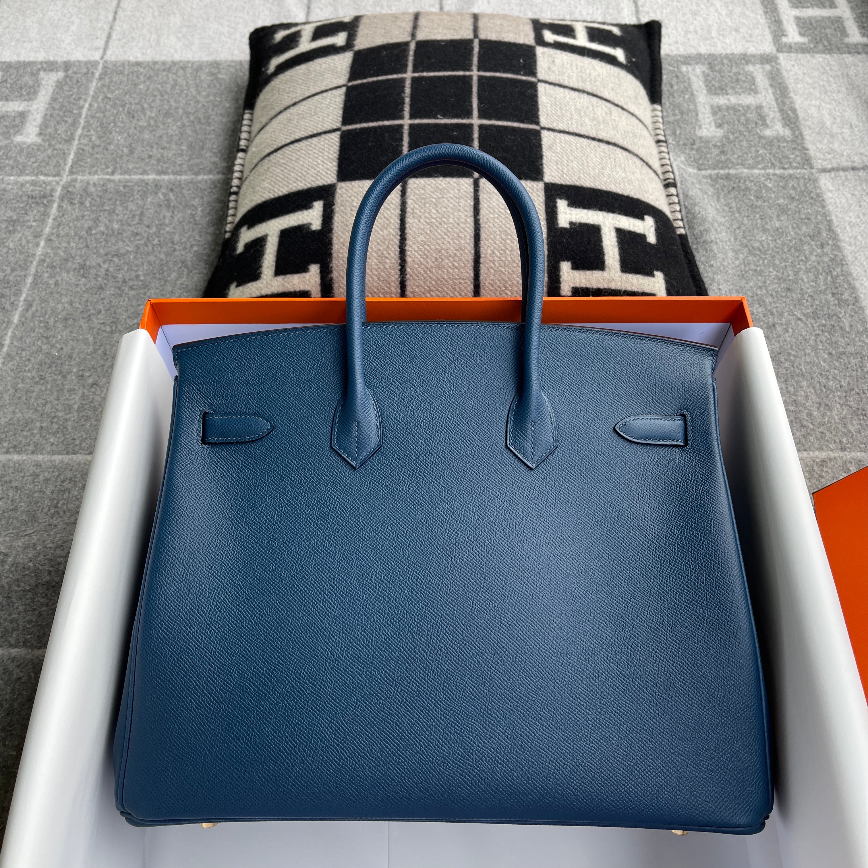 BIRKIN 35 EPSOM LEATHER BLUE DEEP WITH GOLD HARDWARE (GHW)