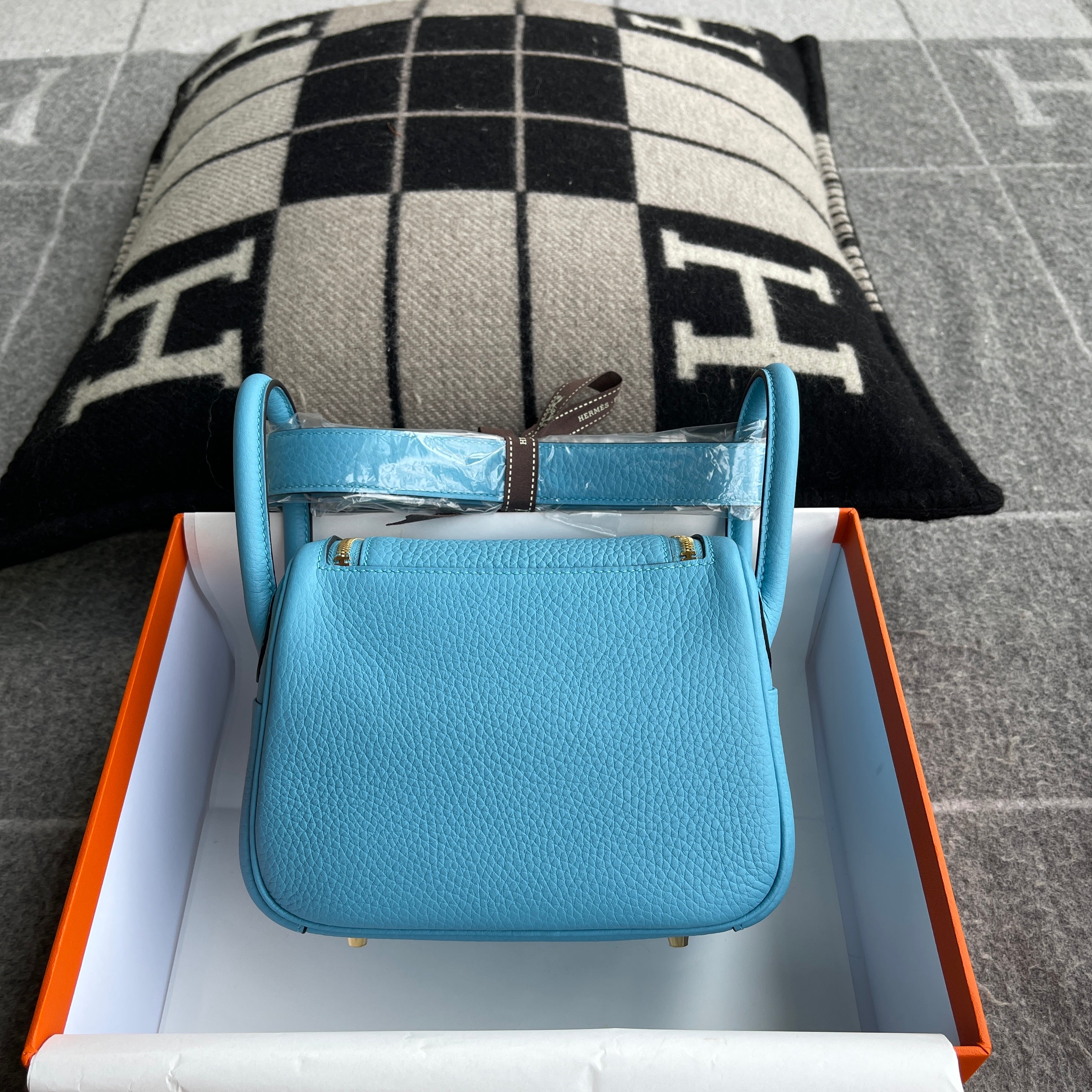 MINI LINDY 20 CLEMENCE LEATHER BLEU DU NORD WITH GOLD HARDWARE (GHW)
