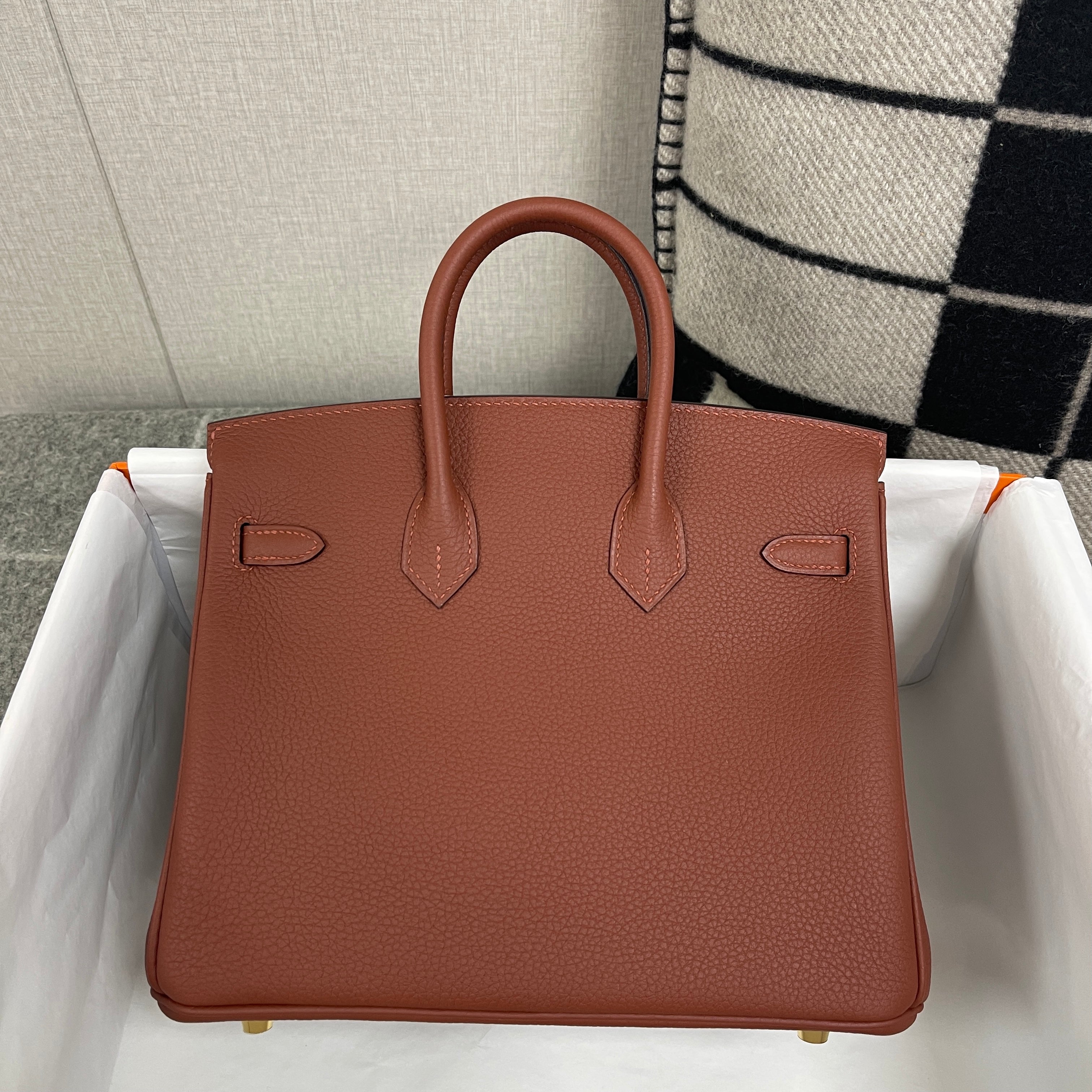 BIRKIN 25 TOGO LEATHER CUVIER WITH GOLD HARDWARE (GHW)