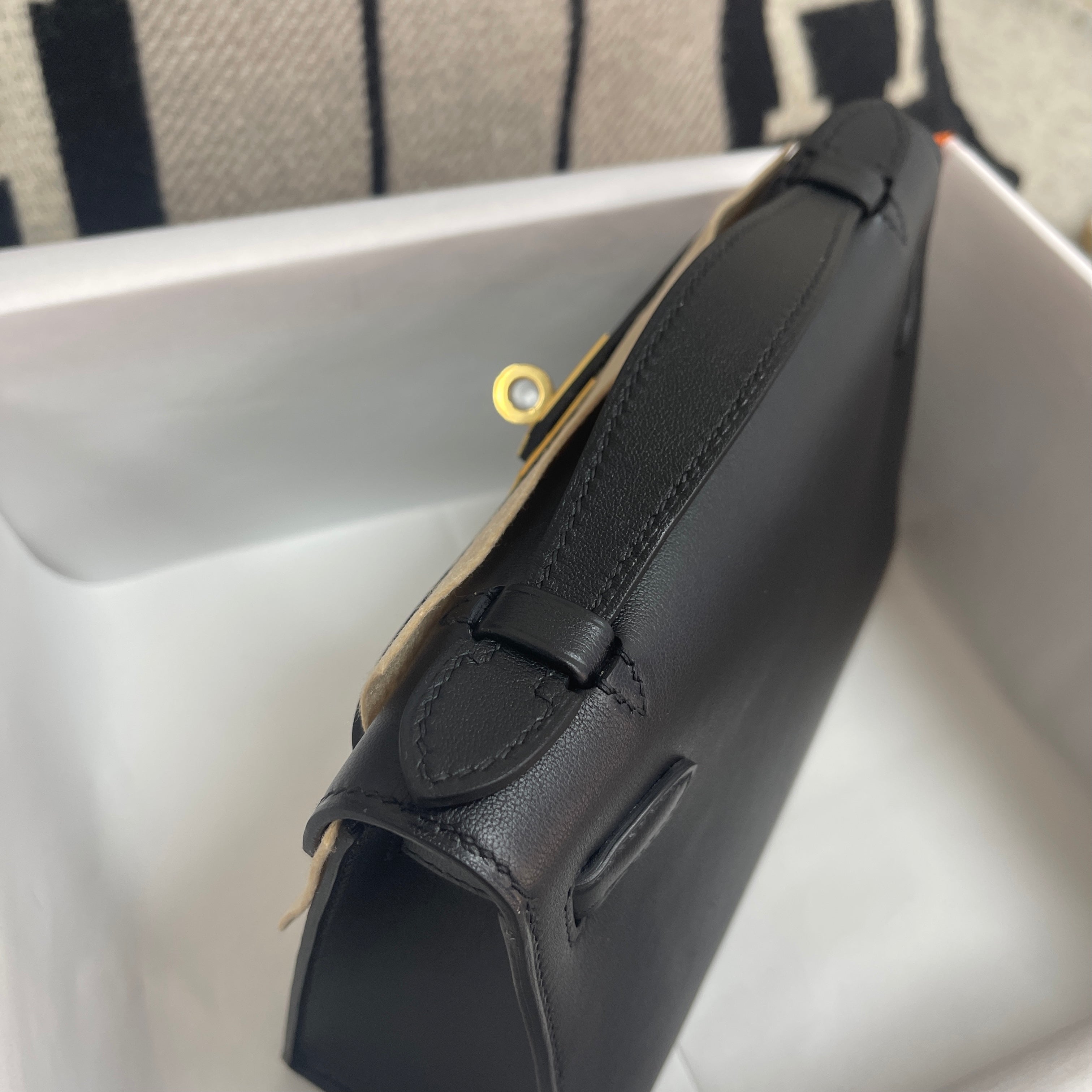 KELLY POCHETTE SWIFT LEATHER NOIR (BLACK) WTH GOLD HARDWARE (GHW)