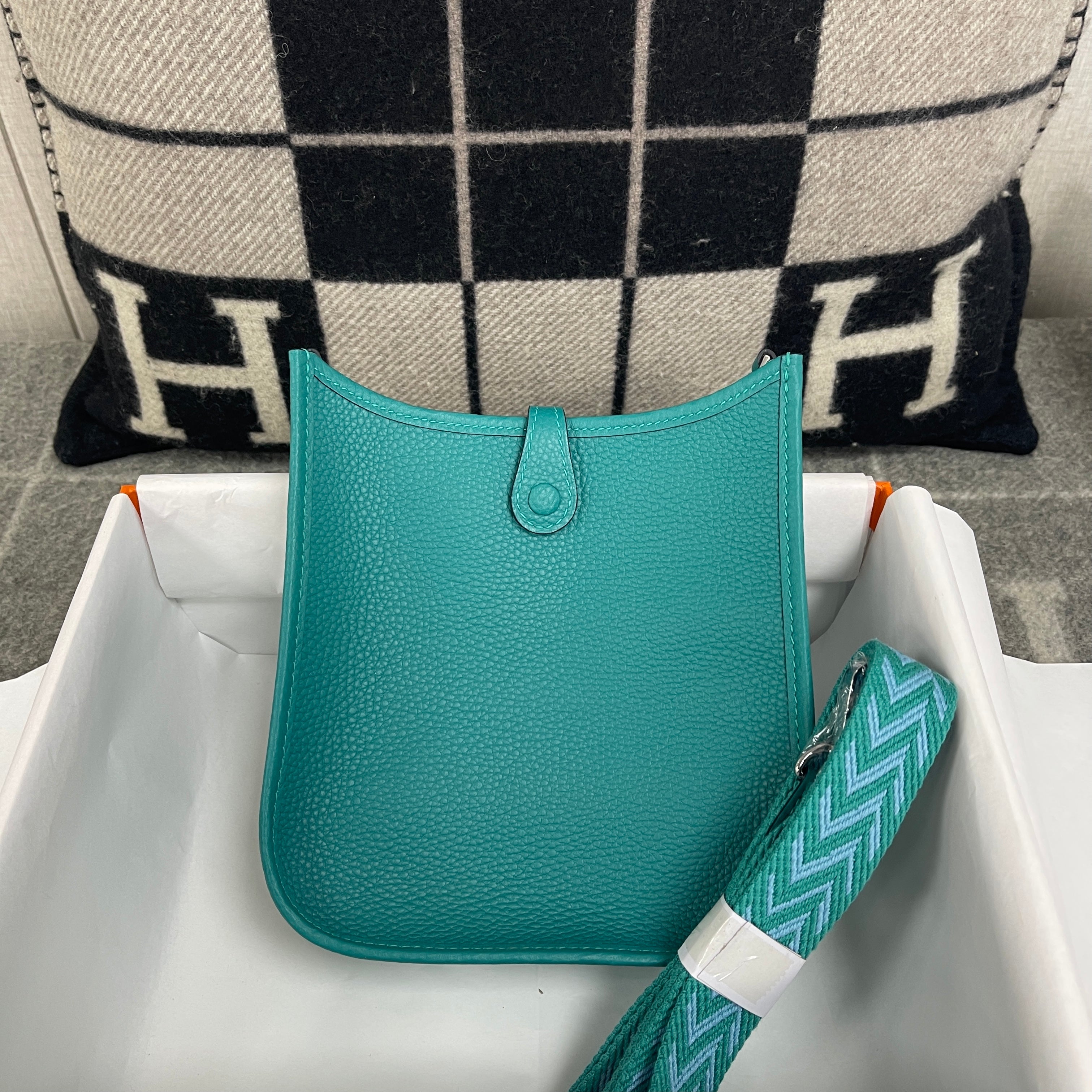 MINI EVELYNE (TPM) CLEMENCE LEATHER VERT VERONE WITH PALLADIUM HARDWARE (PHW)