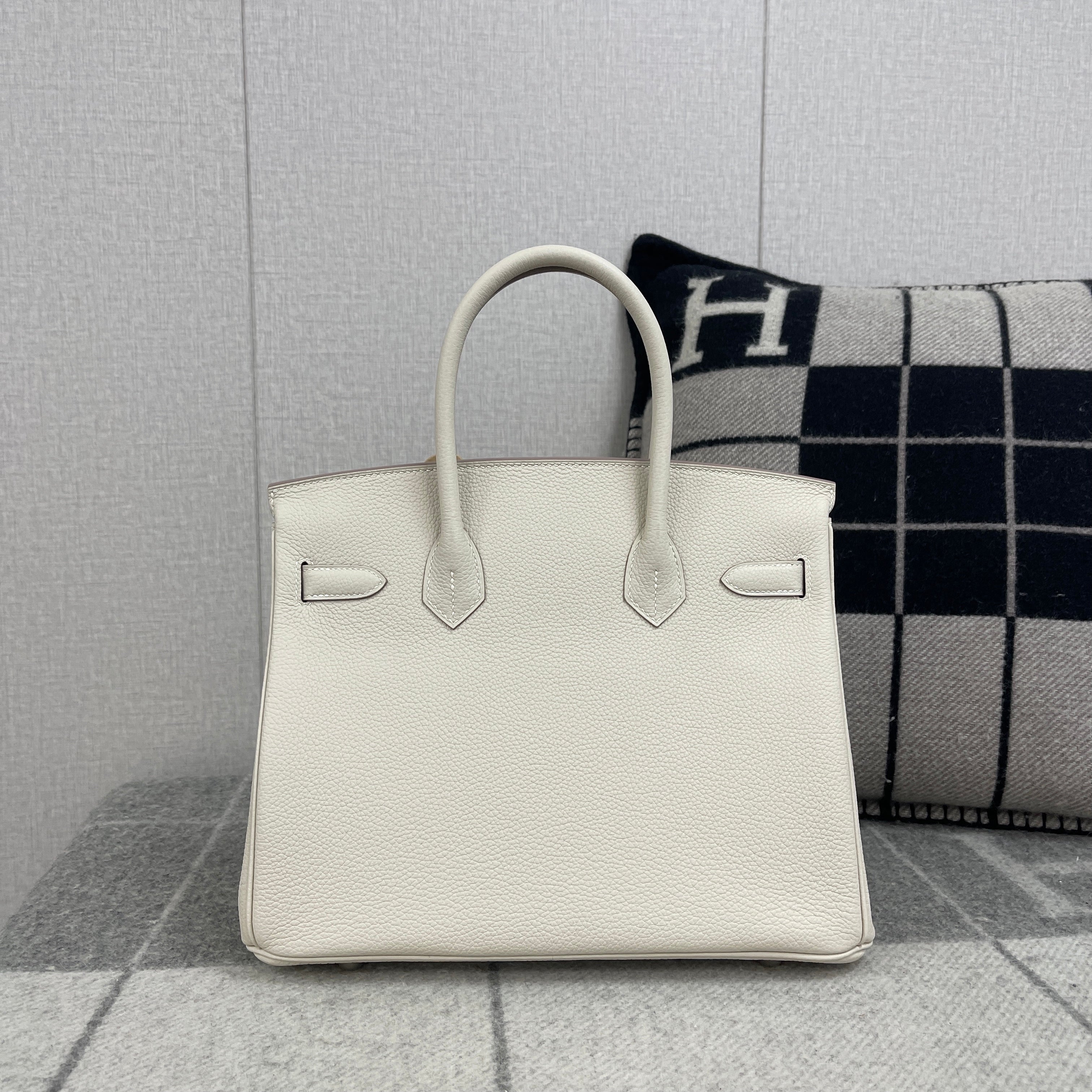 BIRKIN 30 TOGO LEATHER CRAIE WITH GOLD HARDWARE (GHW)